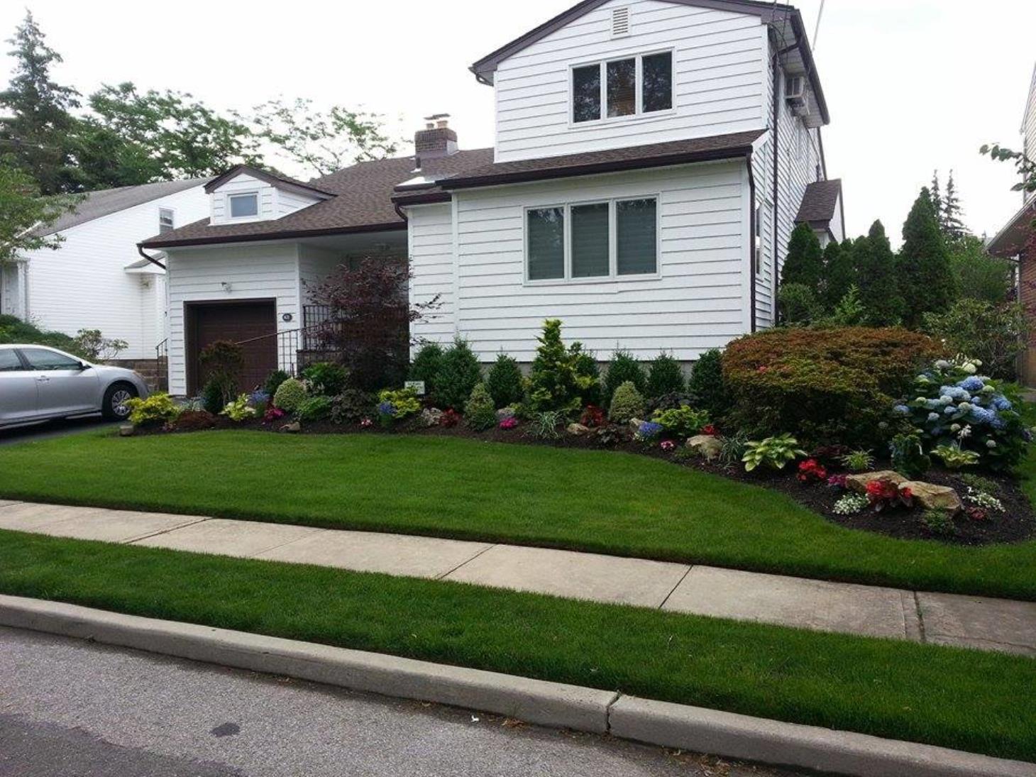 Palmares Landscaping: Service Image-3 Palmares Landscaping: Service Image-3